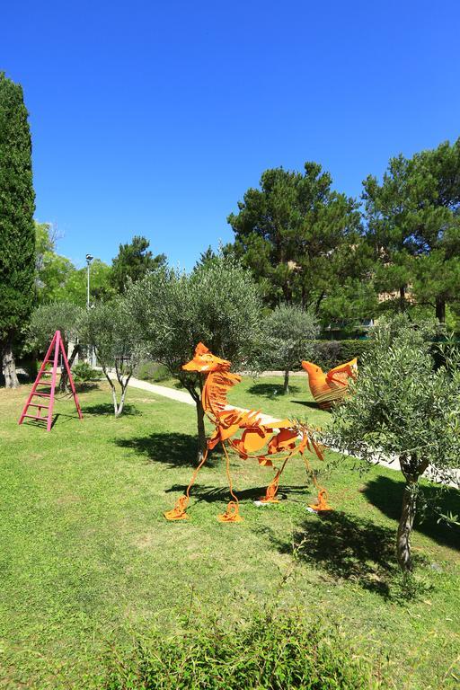 Kyriad Aix-En-Provence Mas Des Oliviers Exteriér fotografie